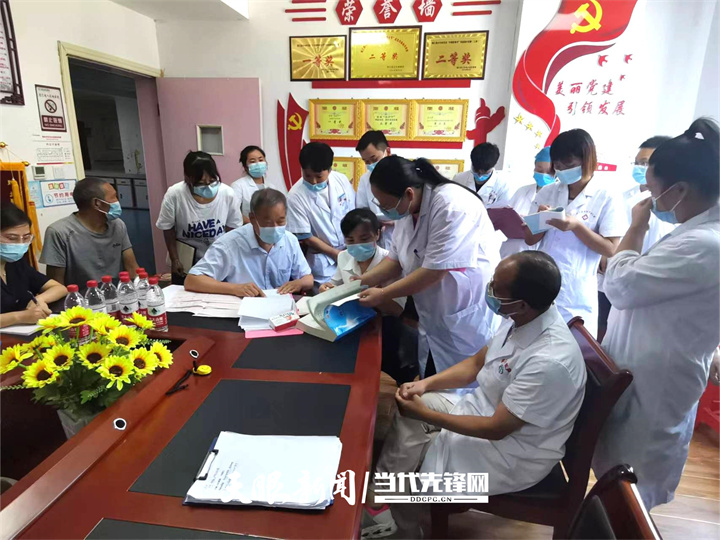 「跟着援黔专家去调研」余振球:推进高血压防控"关口前移" 打造心血管