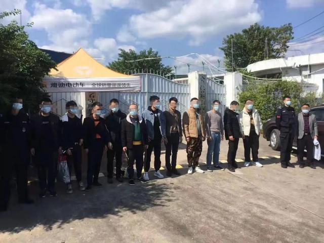 会昌这一伙青年男女因赌博被抓