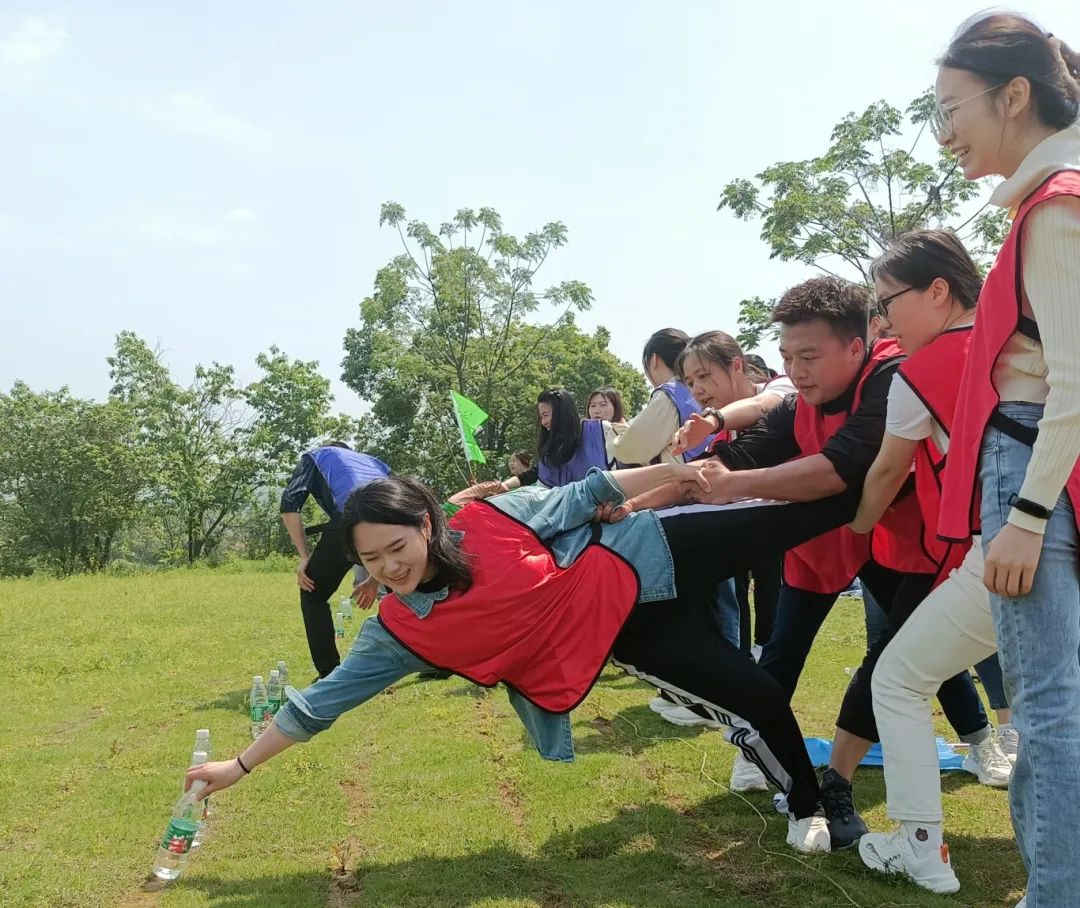 团队拓展︱解放思想共奋进,凝心聚力向未来