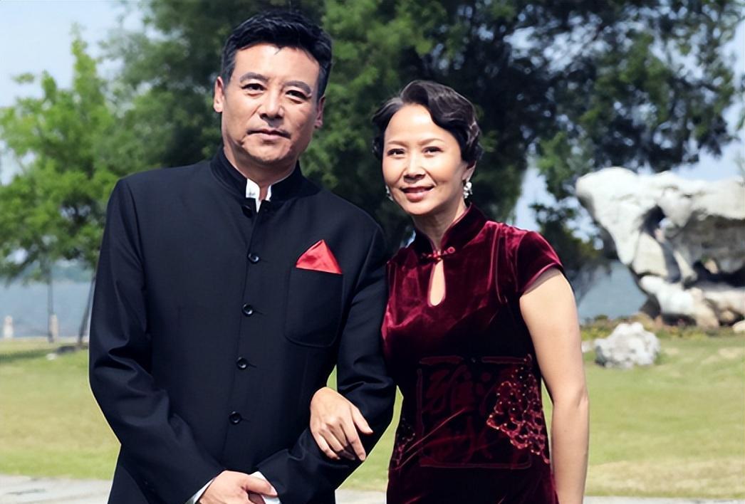 美女演员赵越:当红时嫁佟凡,恩爱26年无儿无女婚姻也幸福美满