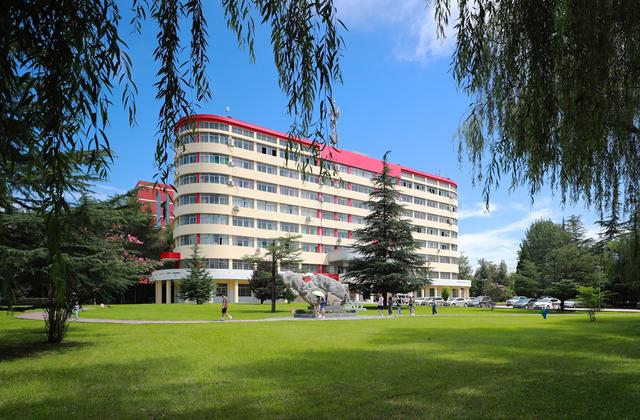 大美校园——山西工程技术学院