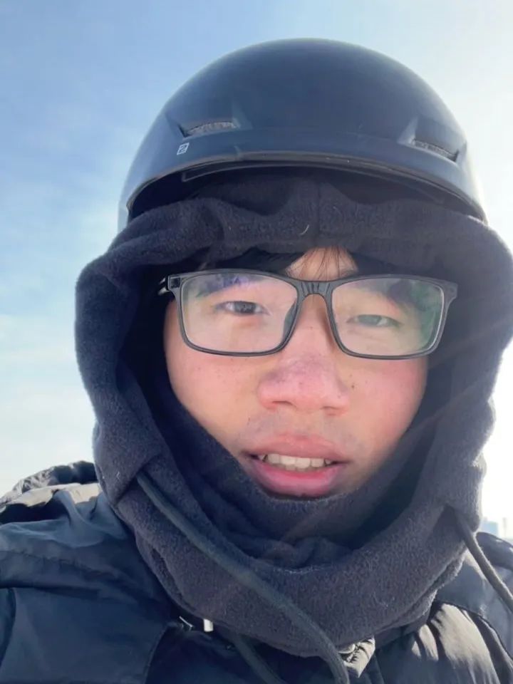 刘浩然水建学院水工2202班李继杰经济管理学院工管2303班柏维昭动物