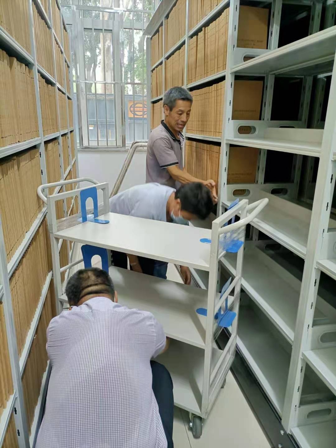 天津大学档案馆调整库房优化馆藏布局