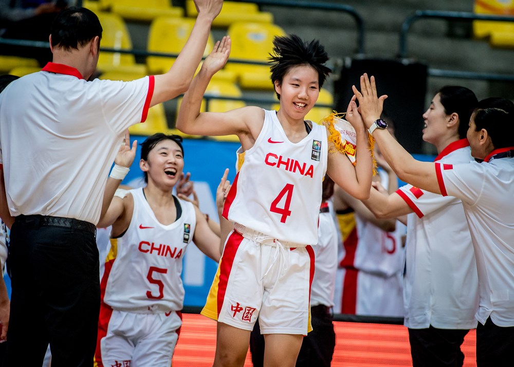 中国篮球丑闻:赞助商出资120万不满国青女篮表现 向篮协发质疑函