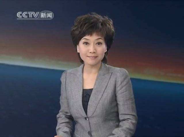 央视主持人贺红梅 原来是康辉师姐 贺红梅不为人知的成长史