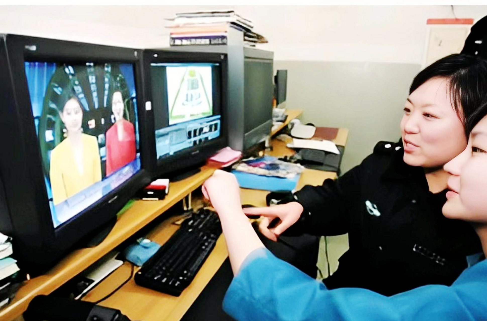 2006年,北京19岁女模特张笑谎称自己是房地产老板的女儿,骗取世界冠军