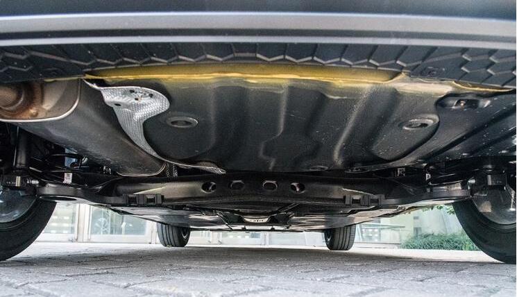 polo两厢怎样能增加底盘高度