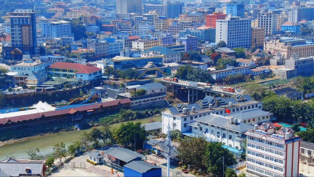 辉煌70年奋进新孟连深化对外开放推动县域经济高质量发展