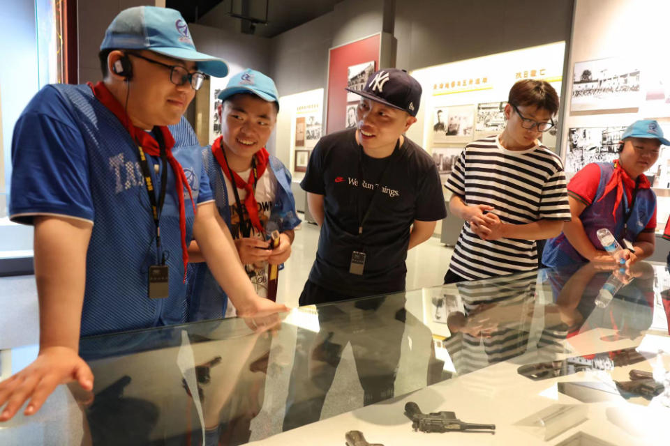 济南市市中区泉海小学十年校庆海疆研学活动走进天津