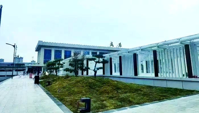 咸阳站前广场焕新开放,多个新地标亮相!