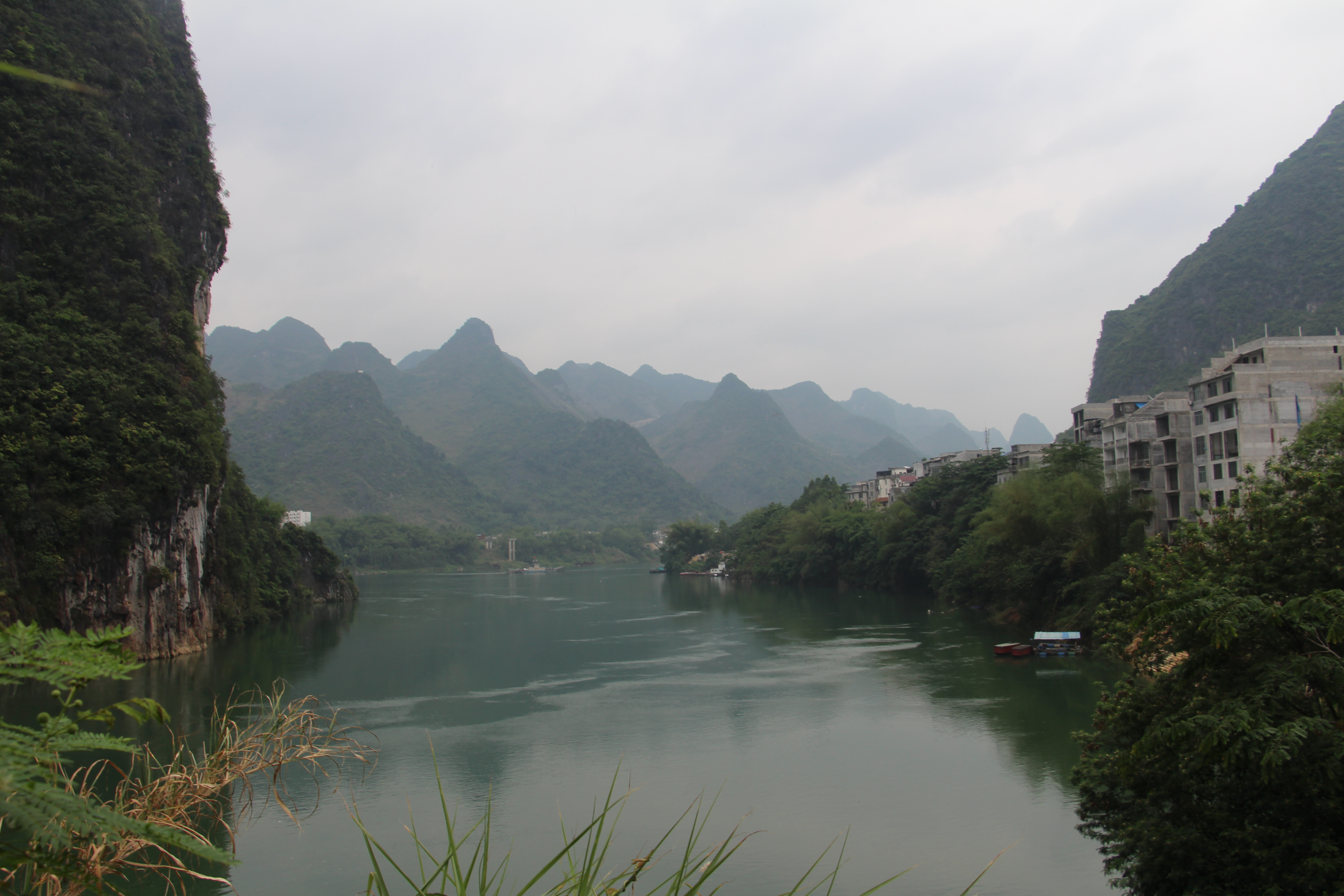 广西大化县旅游景点介绍:山水画卷中的文化与自然宝藏