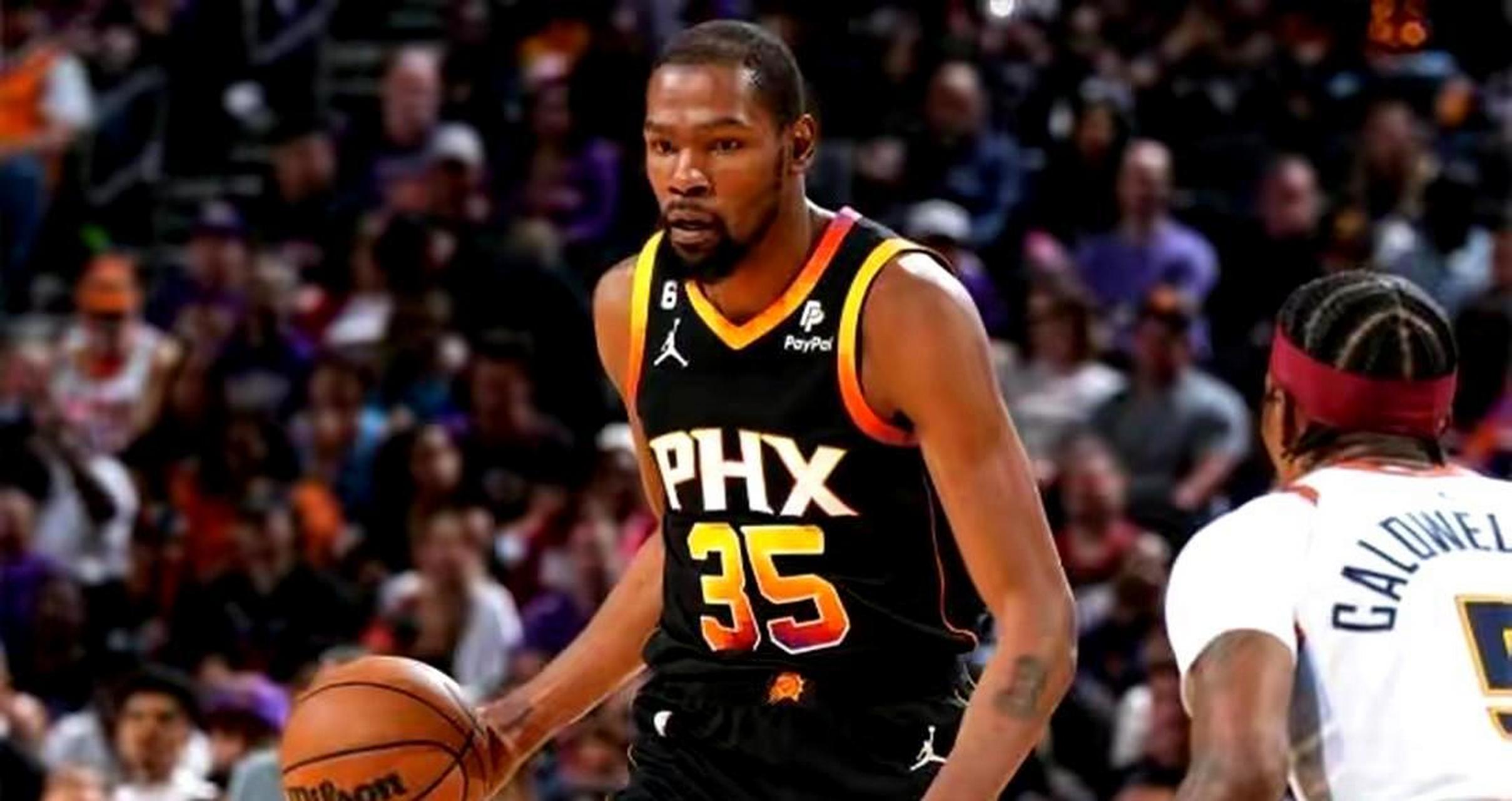 在太阳队被淘汰后的采访中,杜兰特表示不想再折腾了,只有终老太阳了.