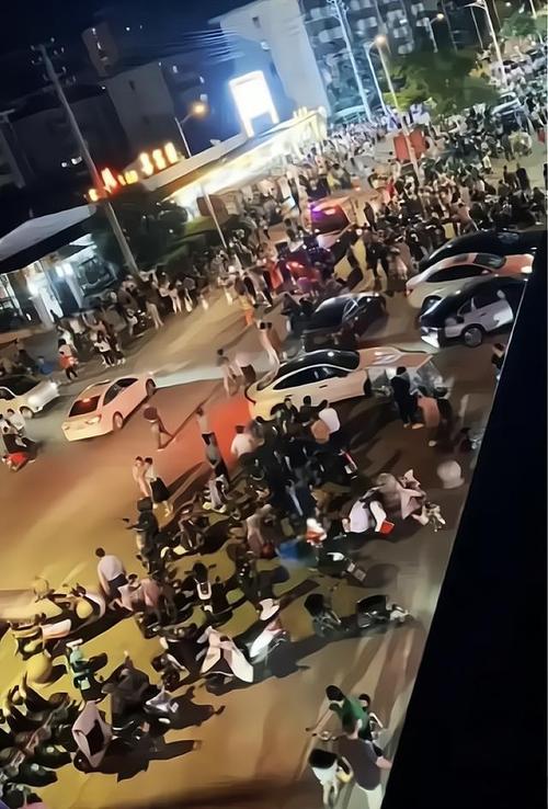 nk982奥迪车主撞人后自焚是怎么一回事