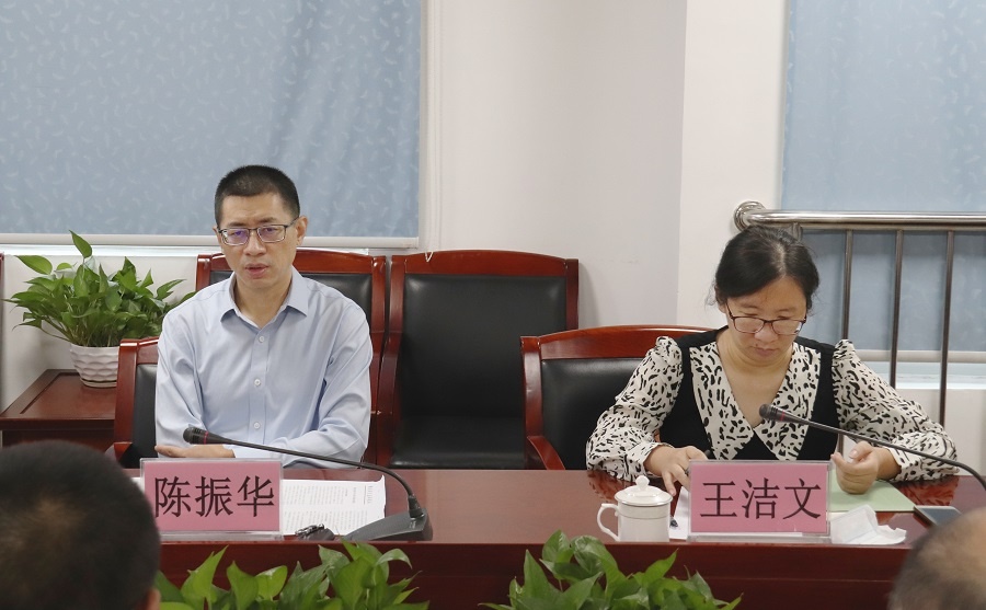 市生态环境局党组书记,局长陈振华到广东省佛山生态环境监测站调研