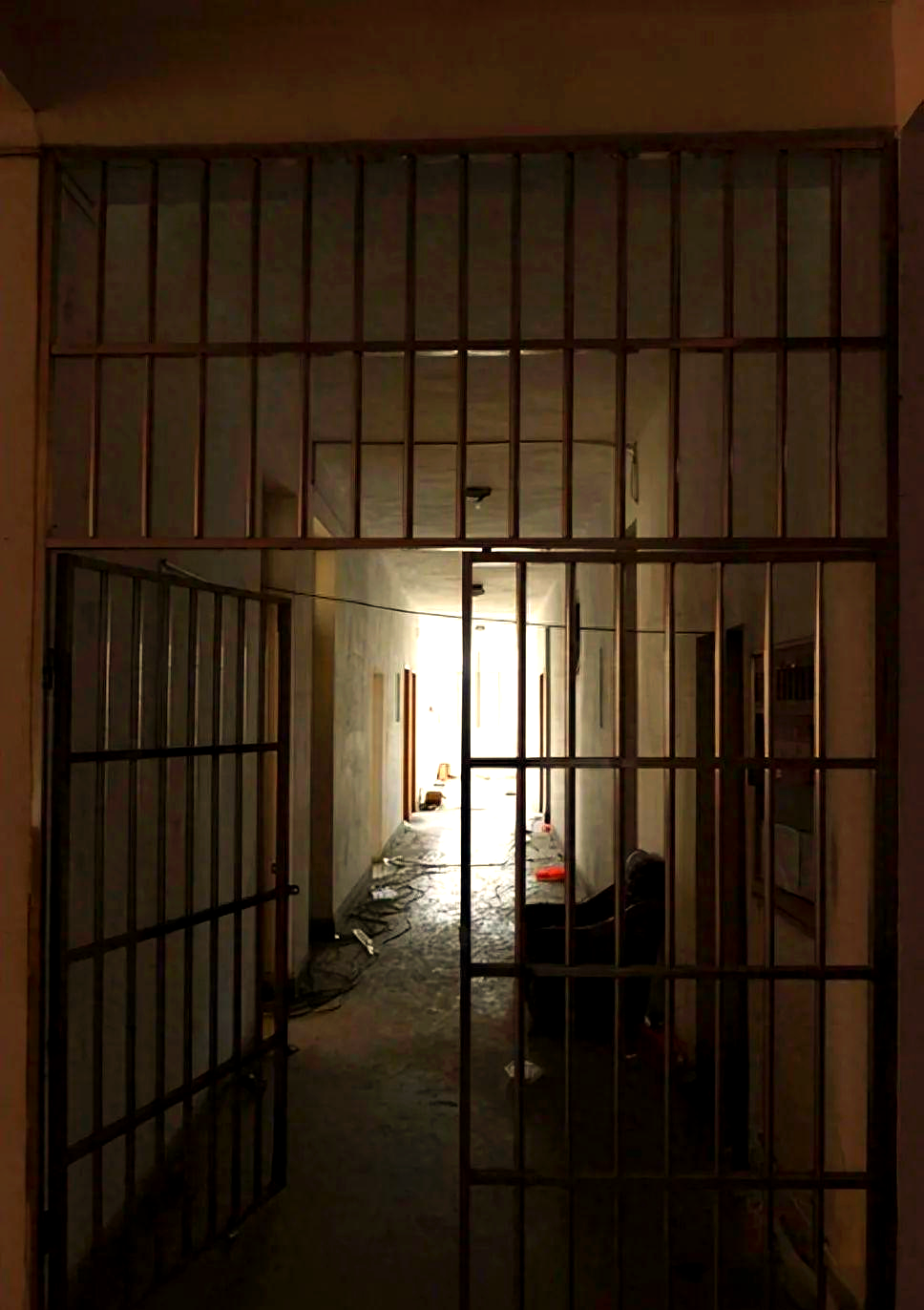 监狱中的监区划分与服刑人员的改造环境