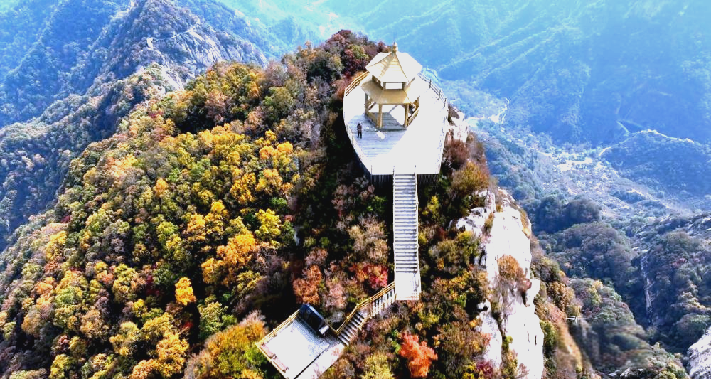 河北灵寿五岳寨,金秋美景如画