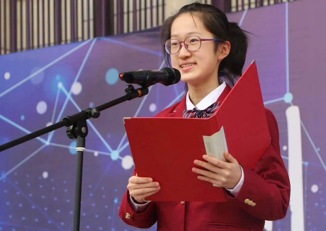 南京一中实验学校举行2022级初一年级优秀学生奖学金颁奖仪式