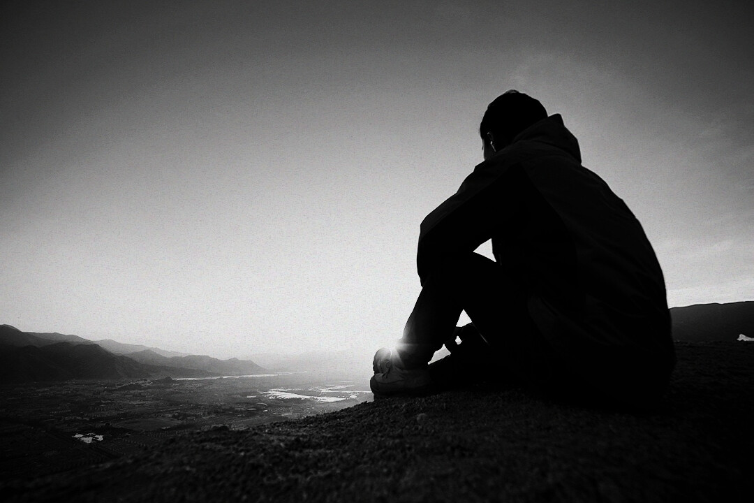 表面风光无限,内心沧桑至极的星座,早已看透人间冷暖,慧极必伤