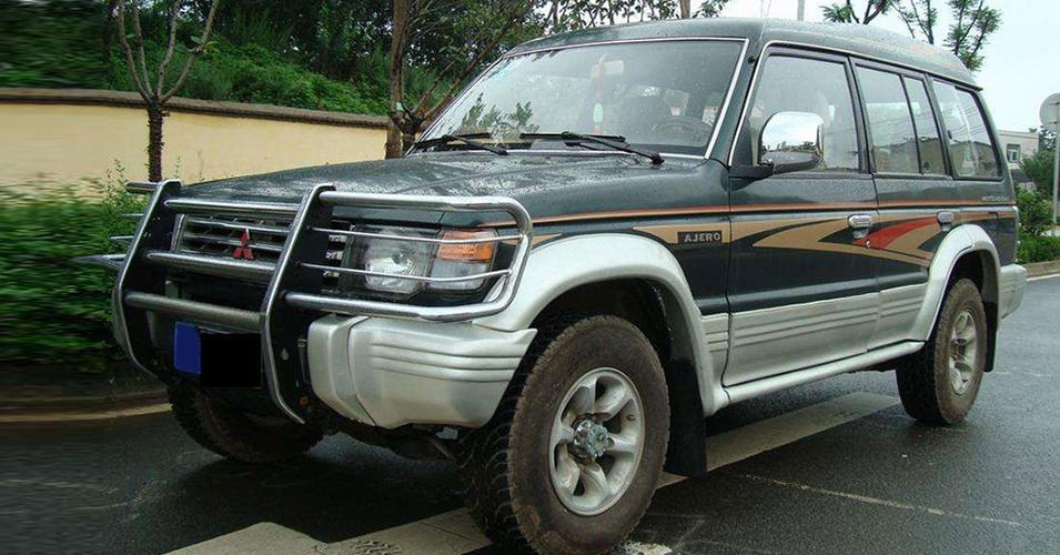 三菱帕杰罗v31,三菱帕杰罗v31柴油发动机