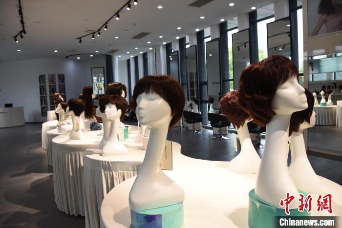 探访"世界假发之都":美丽如何从"头"开始?