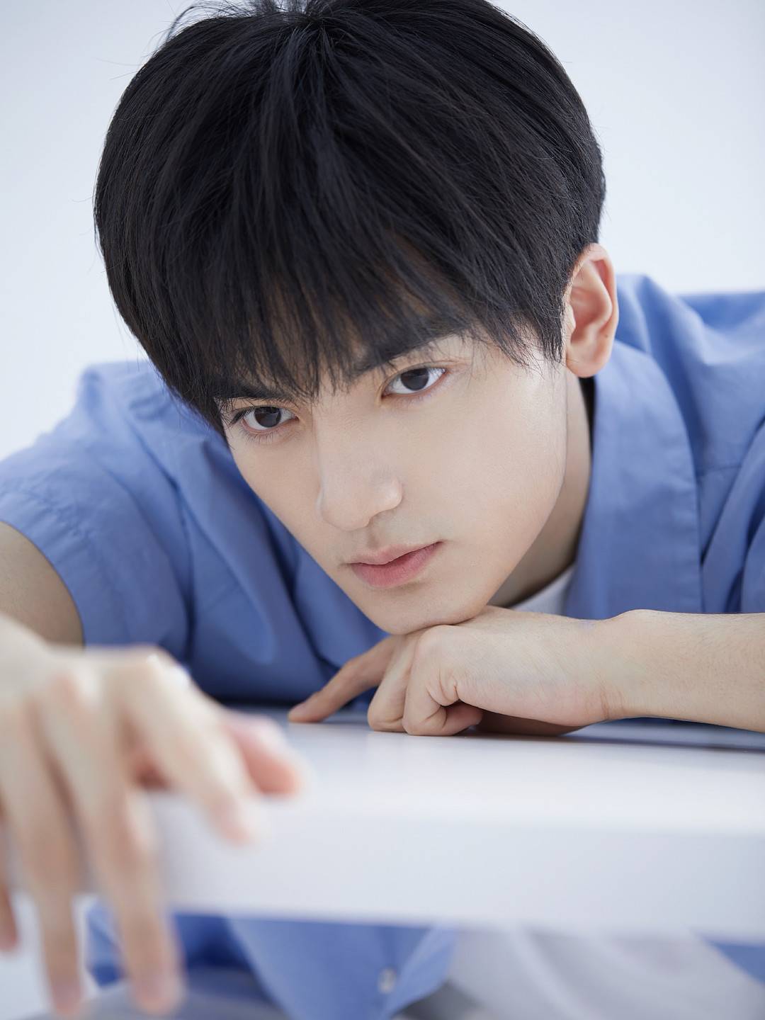 承认角色"恋爱脑"《雪鹰领主》刘子瑞:想劝他下载反诈app|封面会客厅