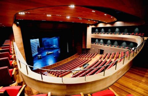 北京人艺东扩梦想成真,北京国际戏剧中心曹禺剧场2日正式启用