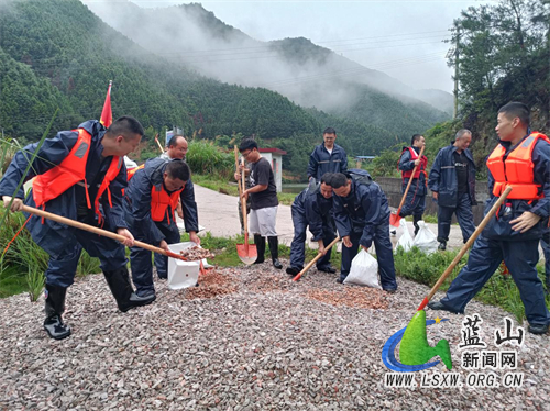 蓝山县楠市镇:水库防汛演练 守护群众安全