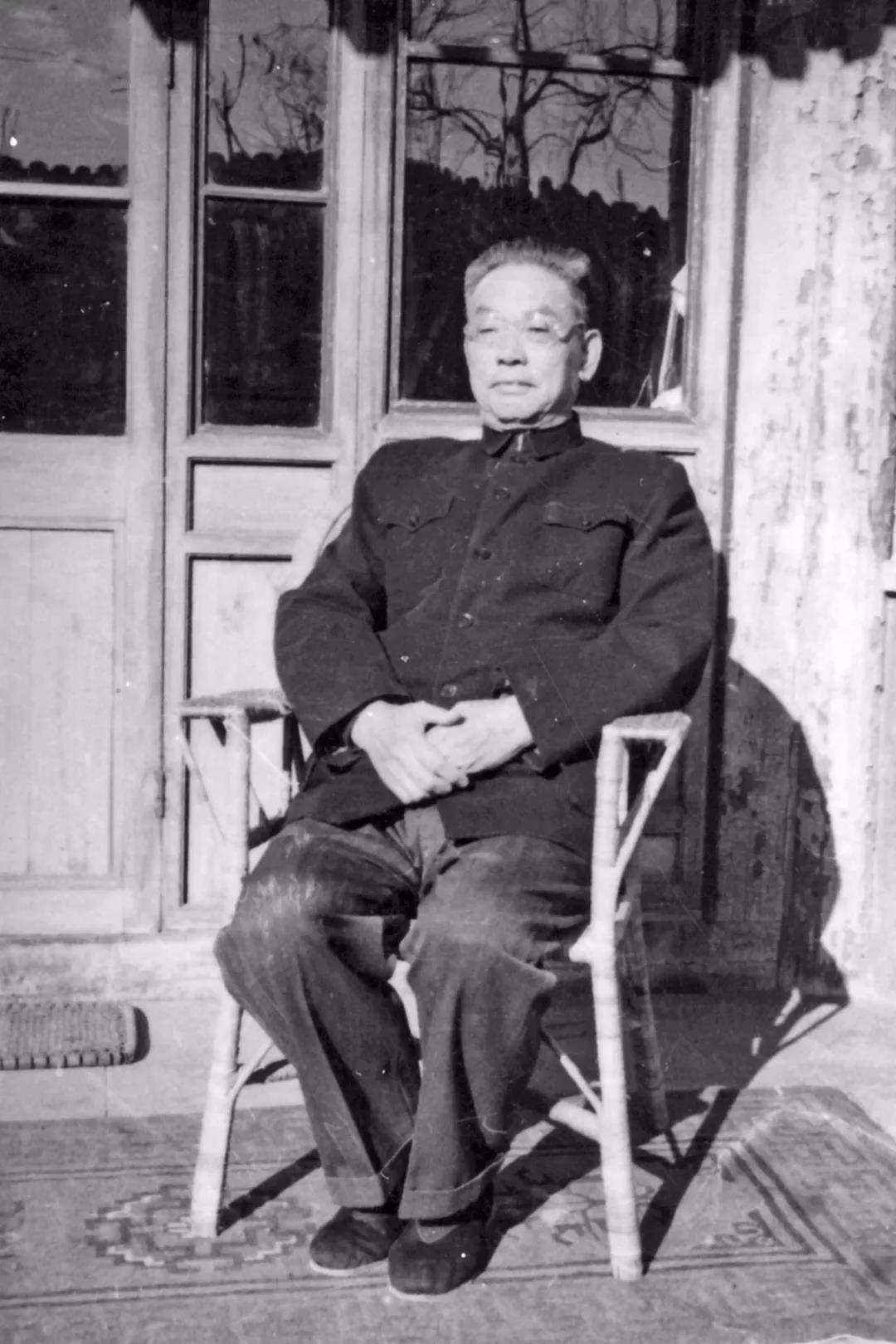 92年陈赓夫人傅涯赴台,十几辆车来机场接,傅:都不知道该上哪辆