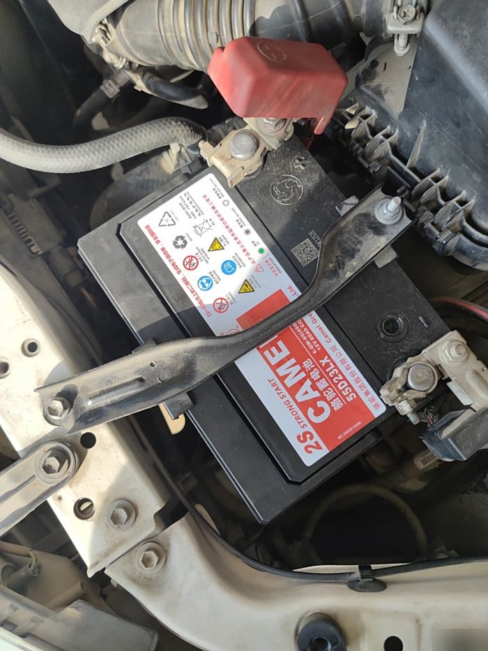 卡罗拉电瓶多少钱一个