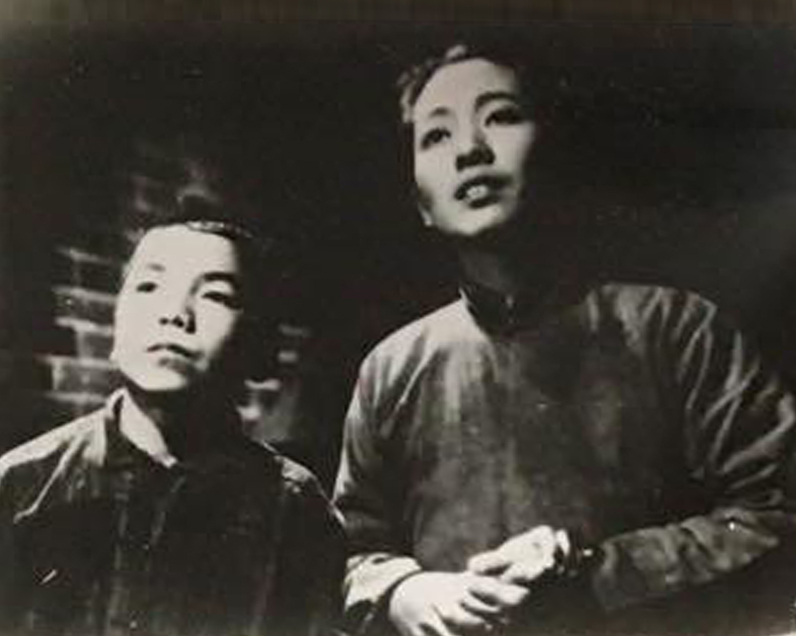 老照片——《翠岗红旗》剧照