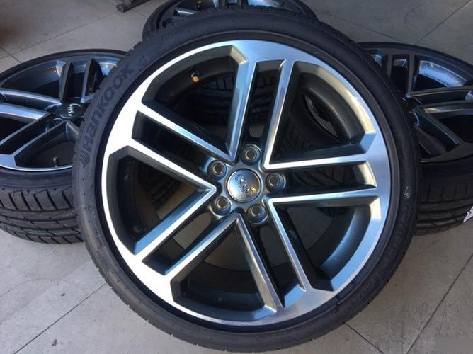 a418寸轮毂参数 奥迪a4l原厂18寸轮毂数据是多少