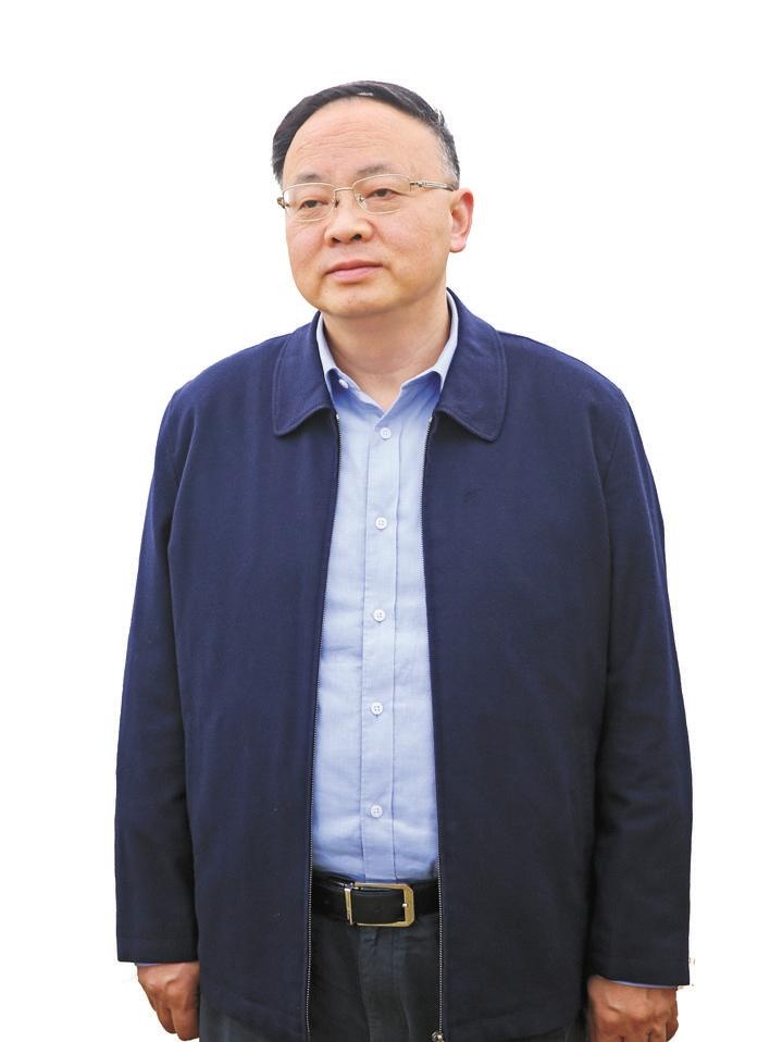 广安经开区党工委书记杨世章:运用产业优势 建设农业生产资料基地