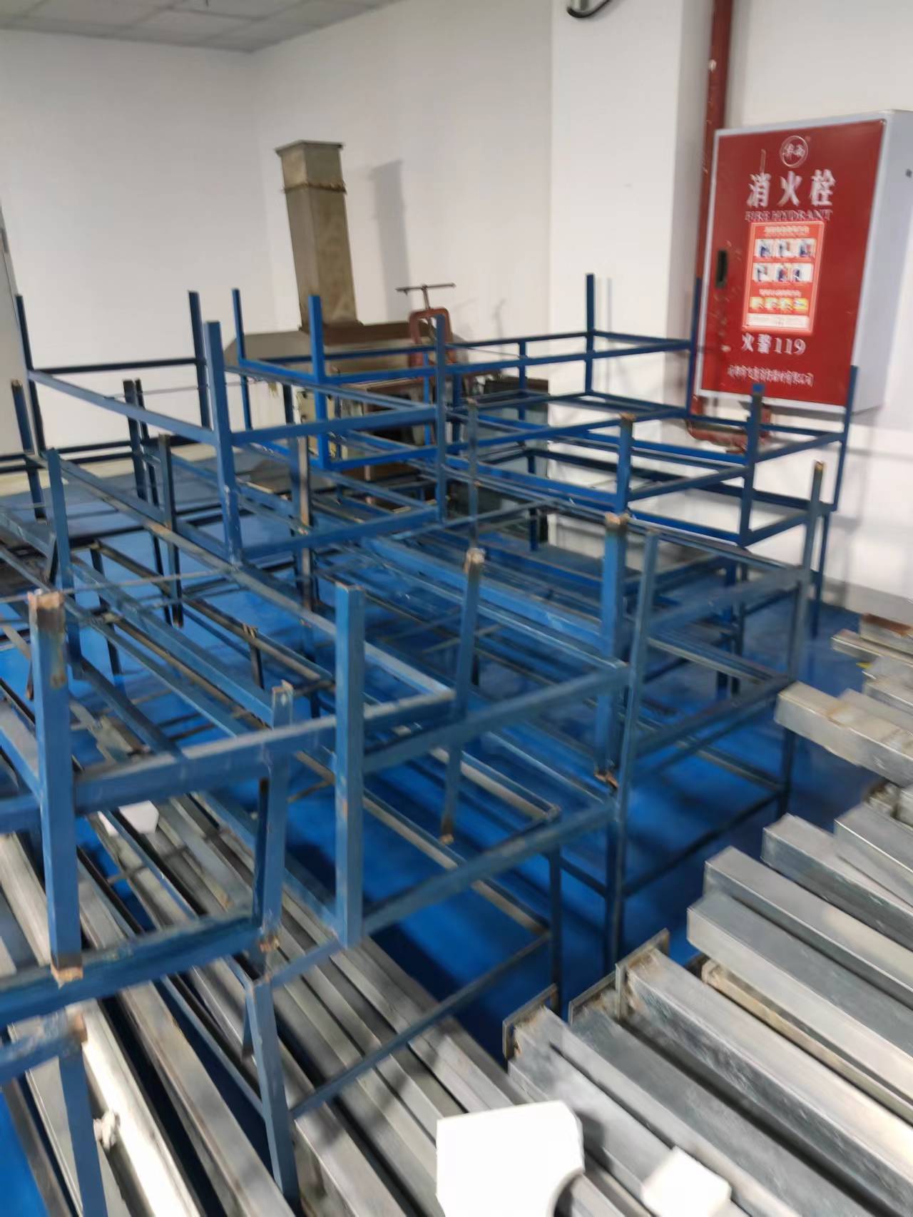 青白江货架回收中心