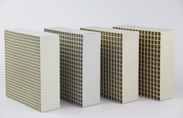 较好性能的水泥scr脱硝催化剂应该具备哪些优势或特点?