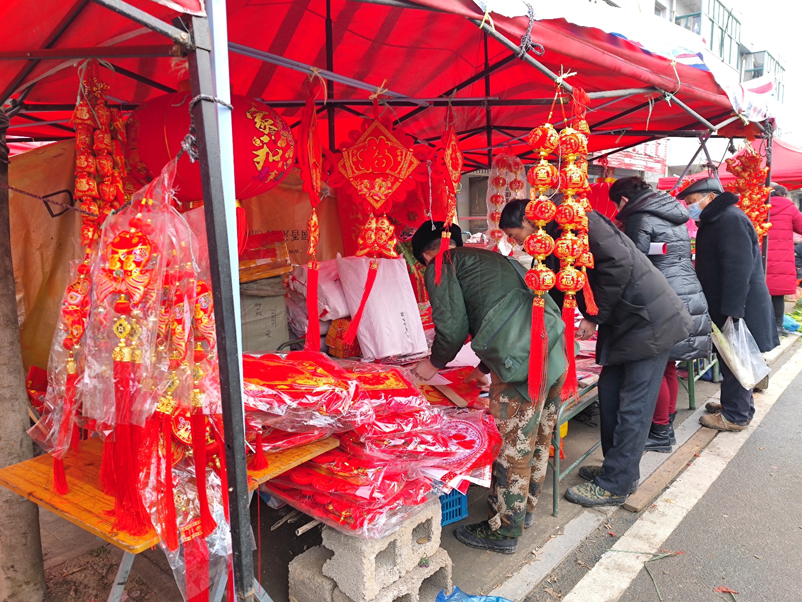 过年赶集摄影图片