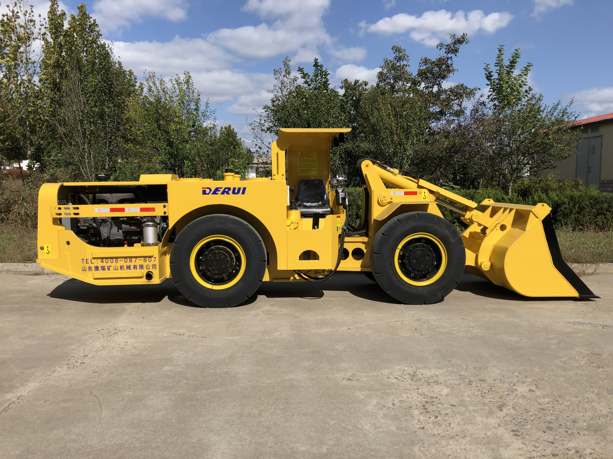 山东德瑞内燃铲运机