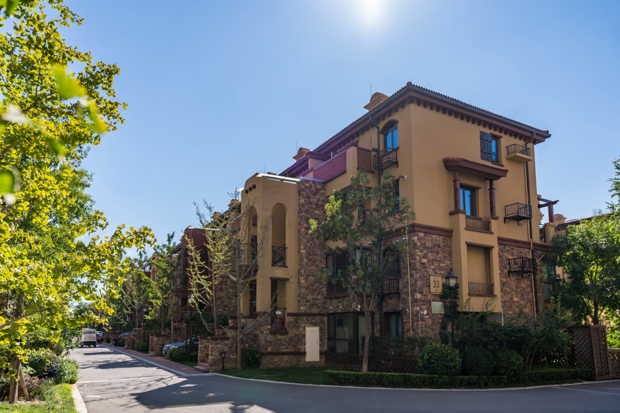 鸿坤地产构建现代人居理想——鸿坤原乡溪谷