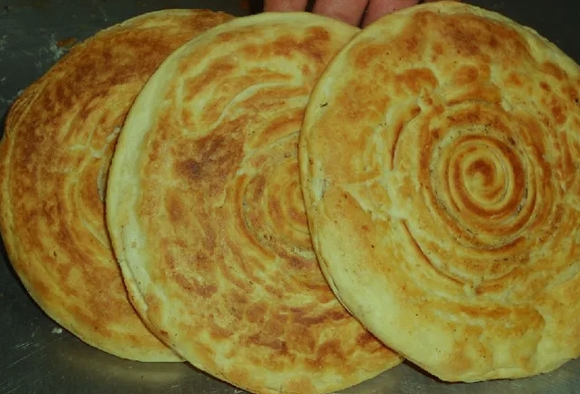 山东曹县的一道美食——火烧