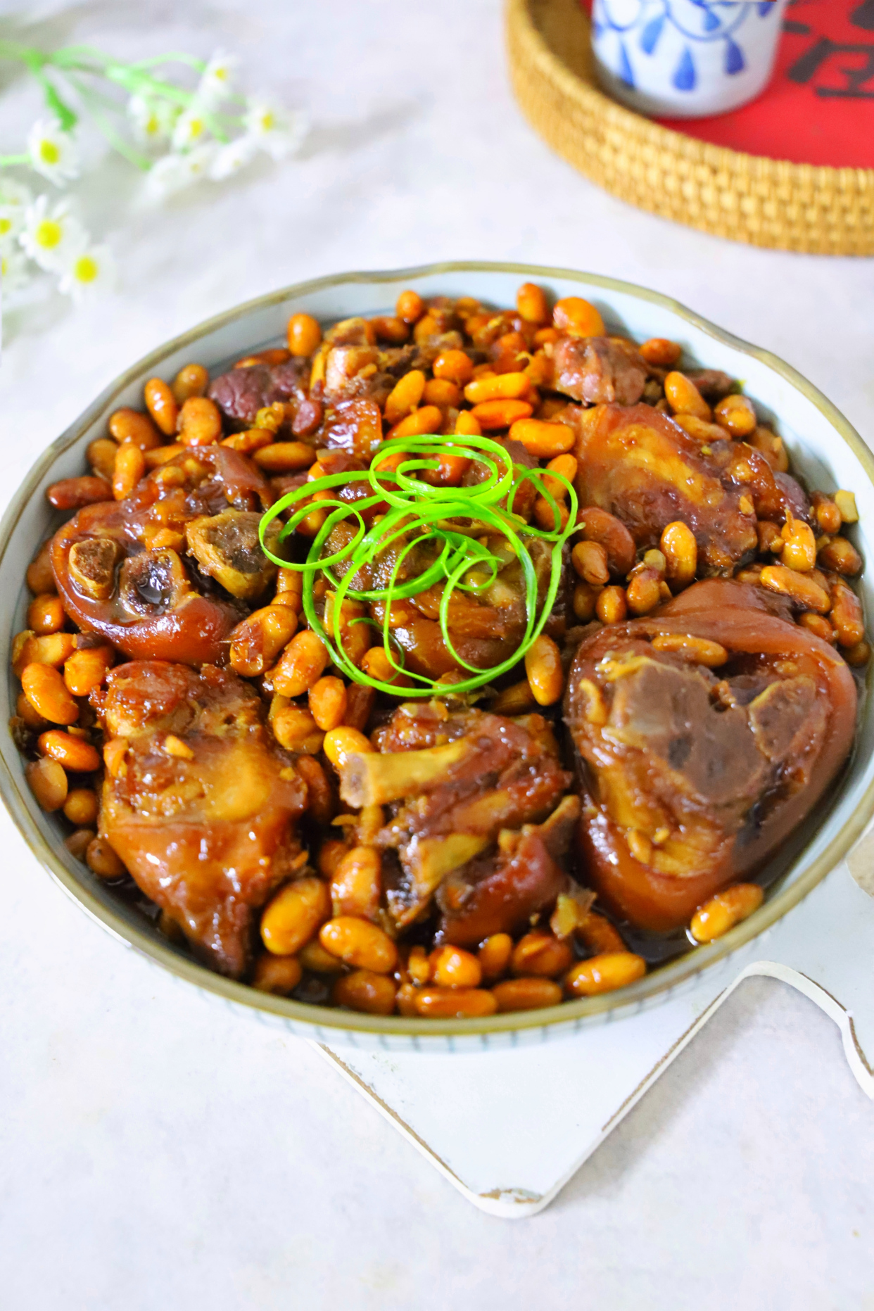 黄豆炖猪蹄,牢记"1放2窍门",猪蹄软烂不腻,鲜香营养又入味