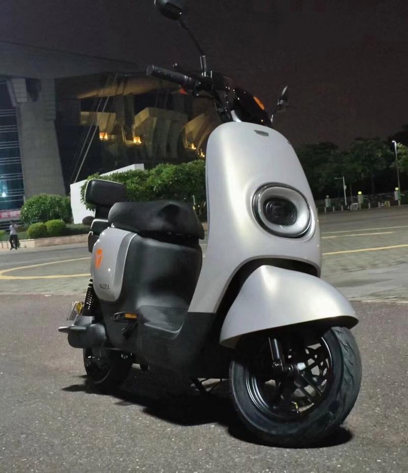 雅迪欧米电动车价格表