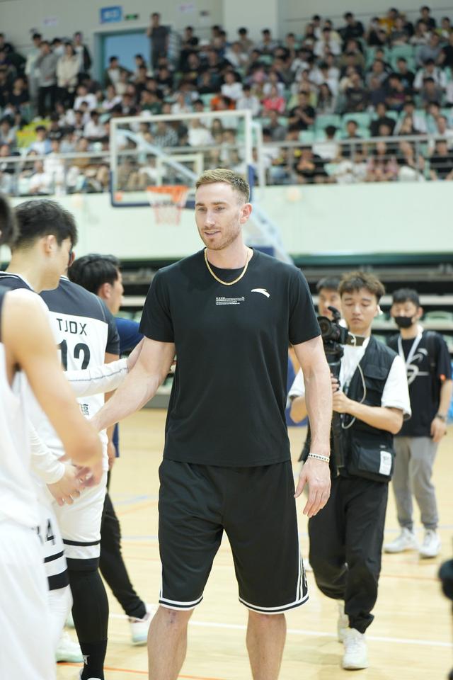 海沃德急速中国行 day2: 季后赛,校园,蟹脚面