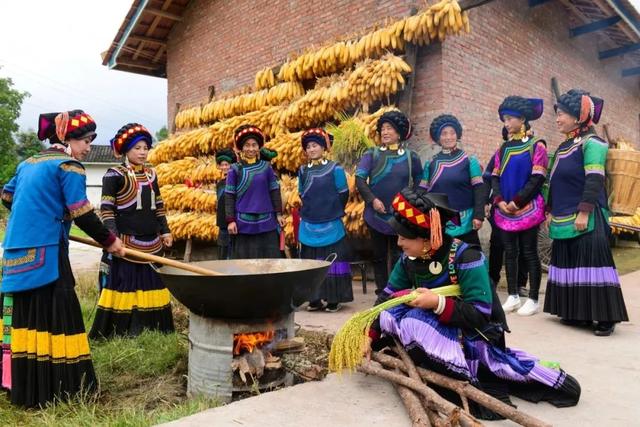 越西尝新米节如约而至!