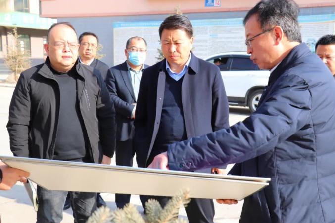 马世斌在银西园区调研企业市场开拓等情况