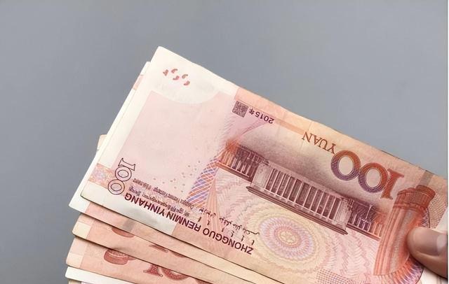 银行误将800元输成800万,察觉时储户已经将钱支出,结果是?