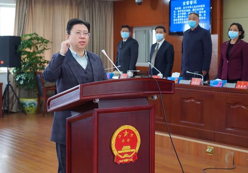 徐张艳代理衢州市人民政府市长职务