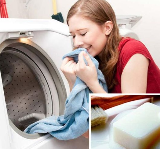 女生每天都清洗内裤,为何中间还是发黄发硬呢?男生有必要知道