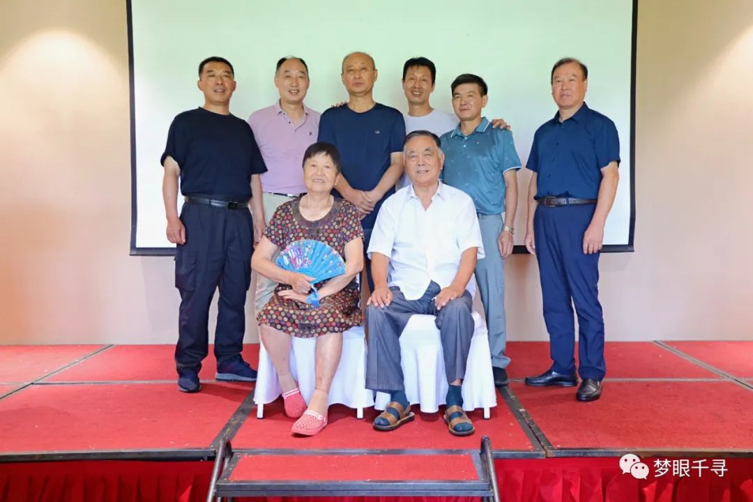 交通,安保:张智荣 文  案:蒋晓澜 主持人:车文惠 组  长:孔龙虎,孙晓