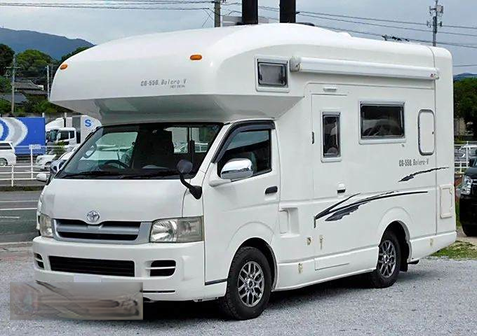 丰田海狮房车约20多万,2.7l动力带四驱适合4口