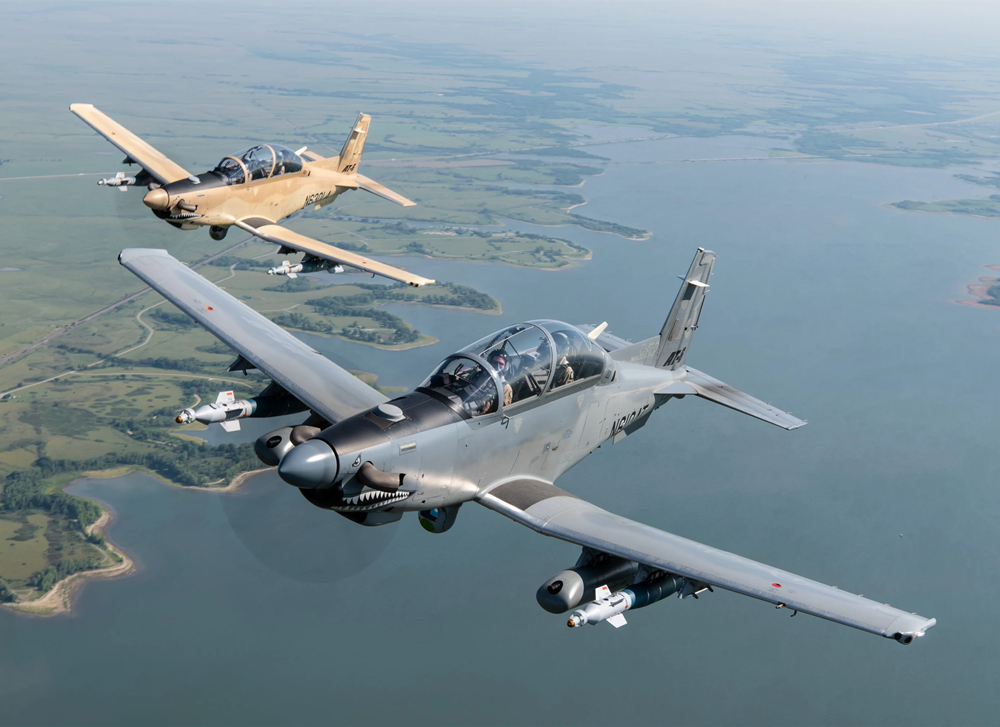 教练机改攻击机—at-6"金刚狼"