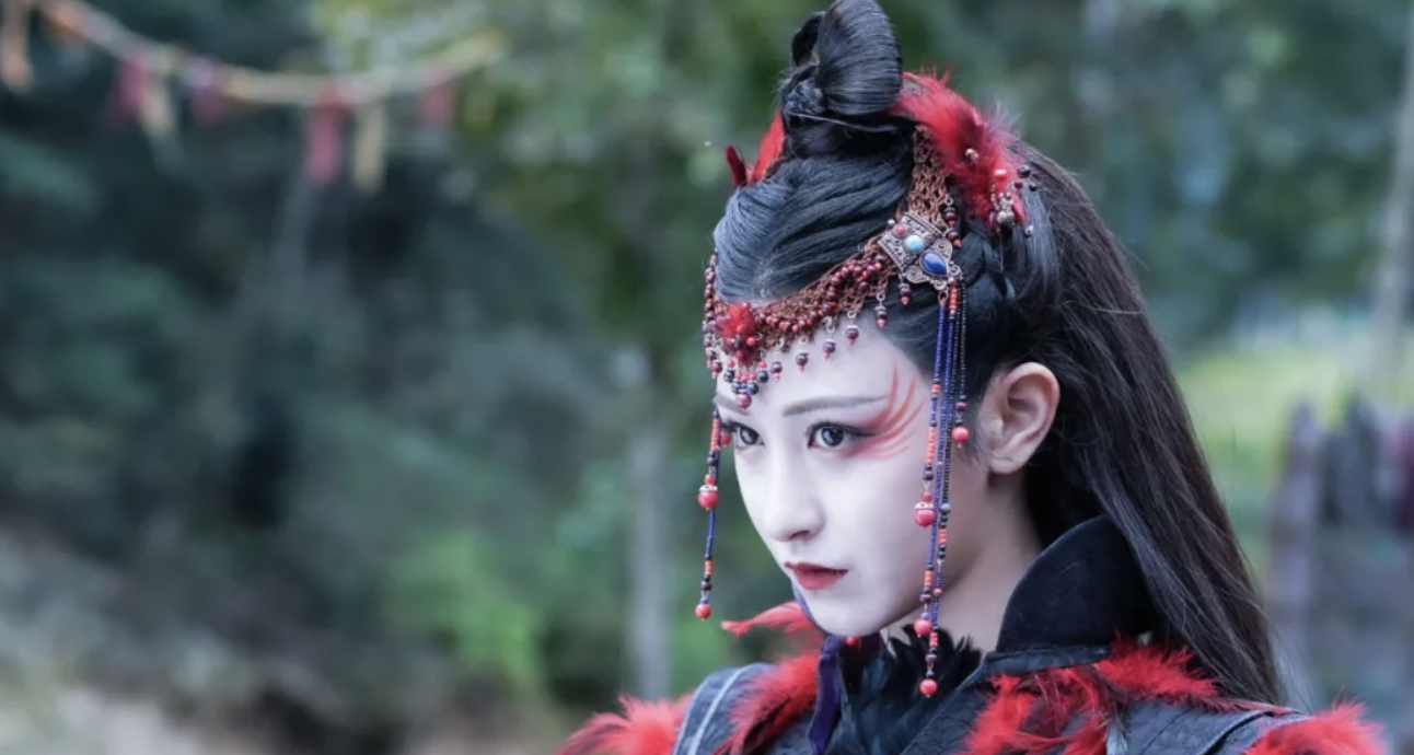 电影《冰火凤》热映,神仙打架引发上古虐恋,特效成网大"标杆"